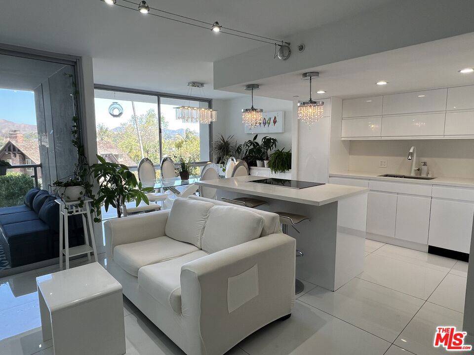 Santa Monica, CA 90402,201 Ocean AVE #505P