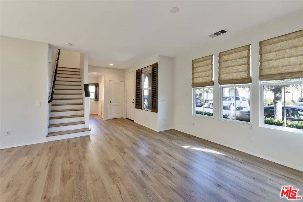 Inglewood, CA 90305,3602 W Medici LN