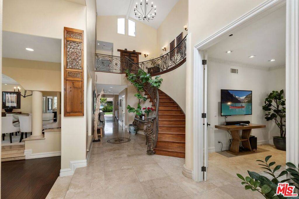 Santa Monica, CA 90403,1059 Princeton ST