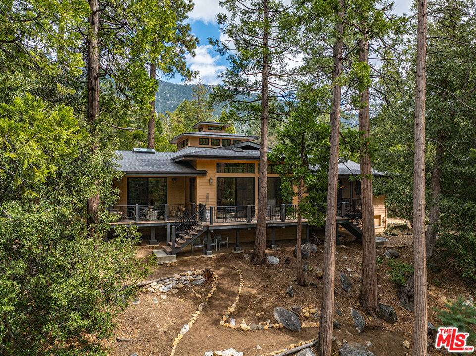 Idyllwild, CA 92549,25445 Fern Valley RD