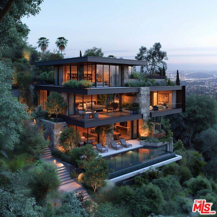 Santa Monica, CA 90402,389 Upper Mesa RD