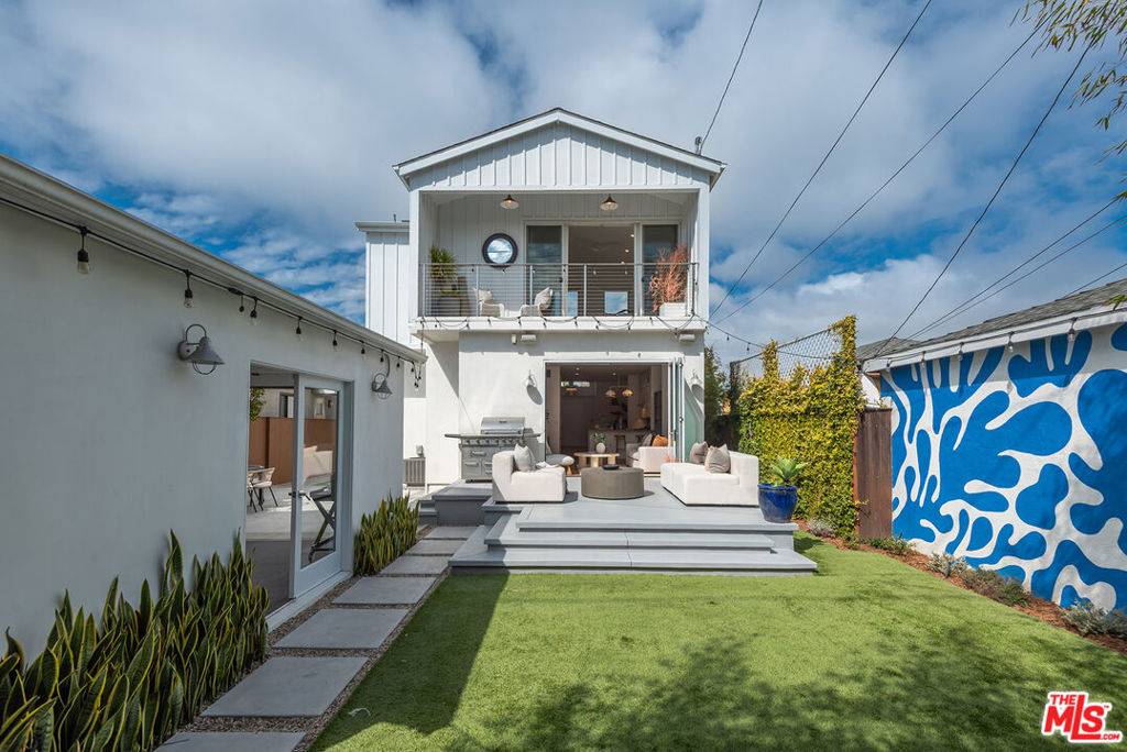 Venice, CA 90291,846 Warren AVE