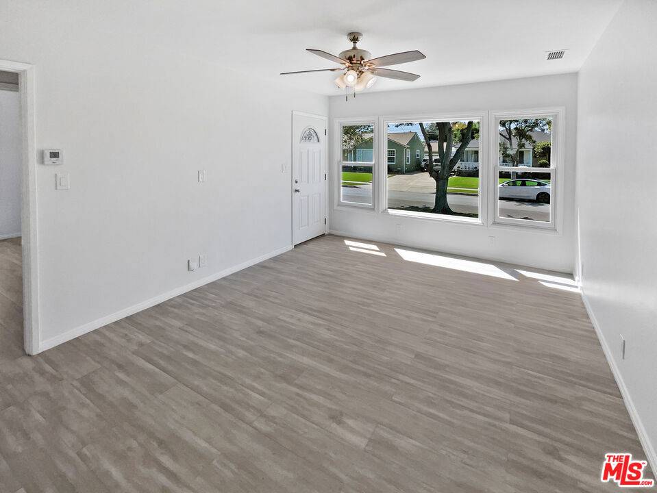 Lakewood, CA 90712,5722 Hazelbrook AVE