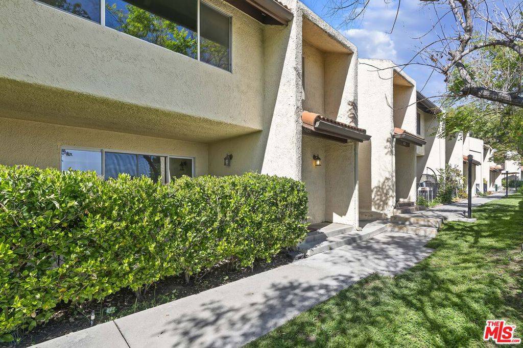 Burbank, CA 91504,9430 Via Patricia