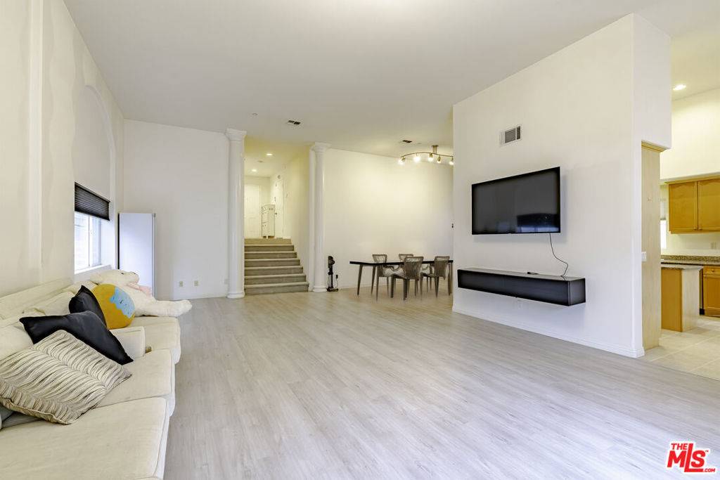 Harbor City, CA 90710,26363 Pines Estates DR