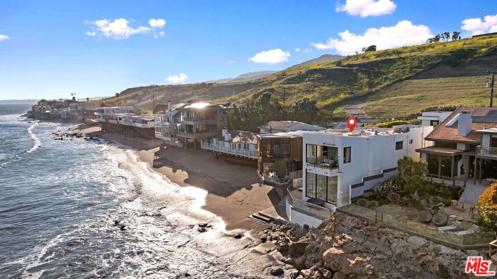 Malibu, CA 90265,24146 Malibu RD
