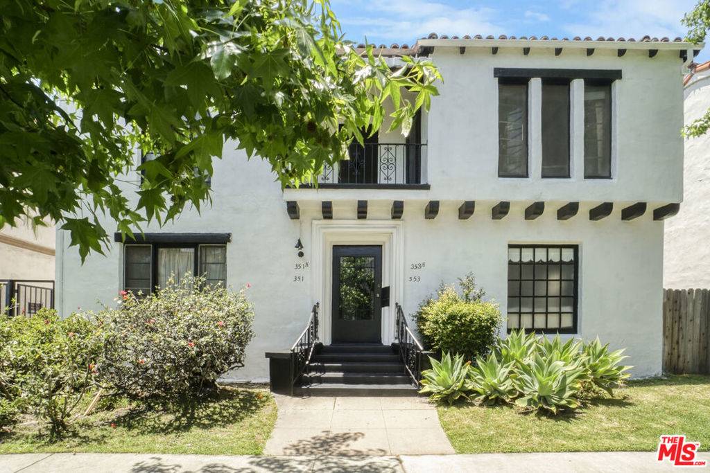 Los Angeles, CA 90036,351 N Orange Grove AVE