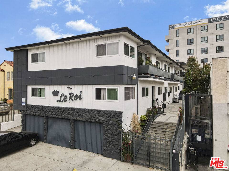 Los Angeles, CA 90004,254 S Normandie AVE
