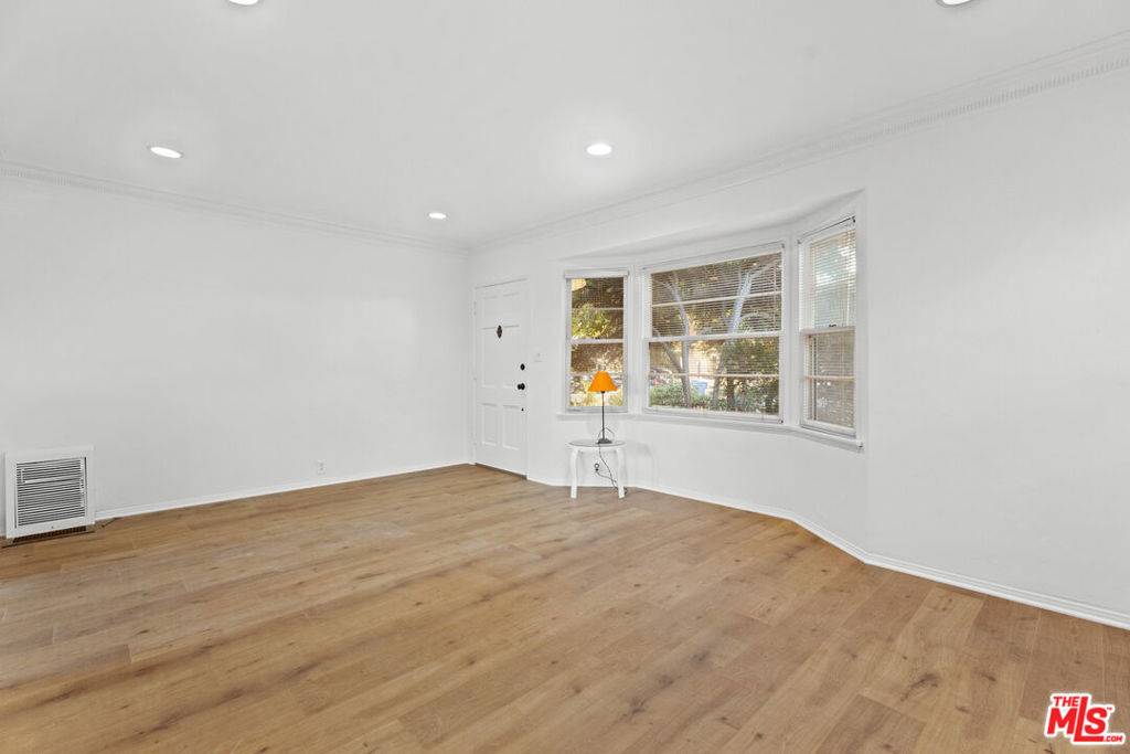 Santa Monica, CA 90405,1411 Maple ST #A
