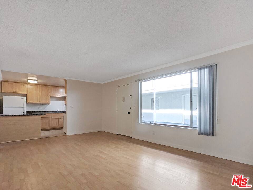 Santa Monica, CA 90405,440 Raymond AVE #9