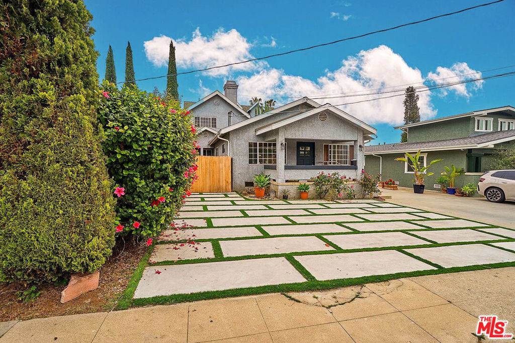 Los Angeles, CA 90041,2064 Norwalk AVE