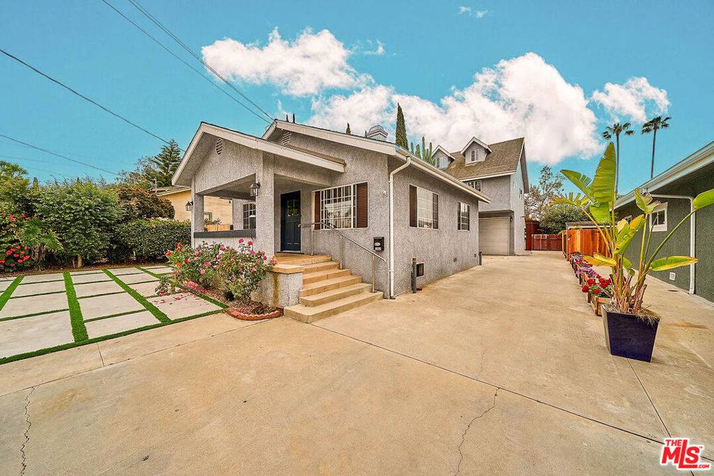 Los Angeles, CA 90041,2064 Norwalk AVE