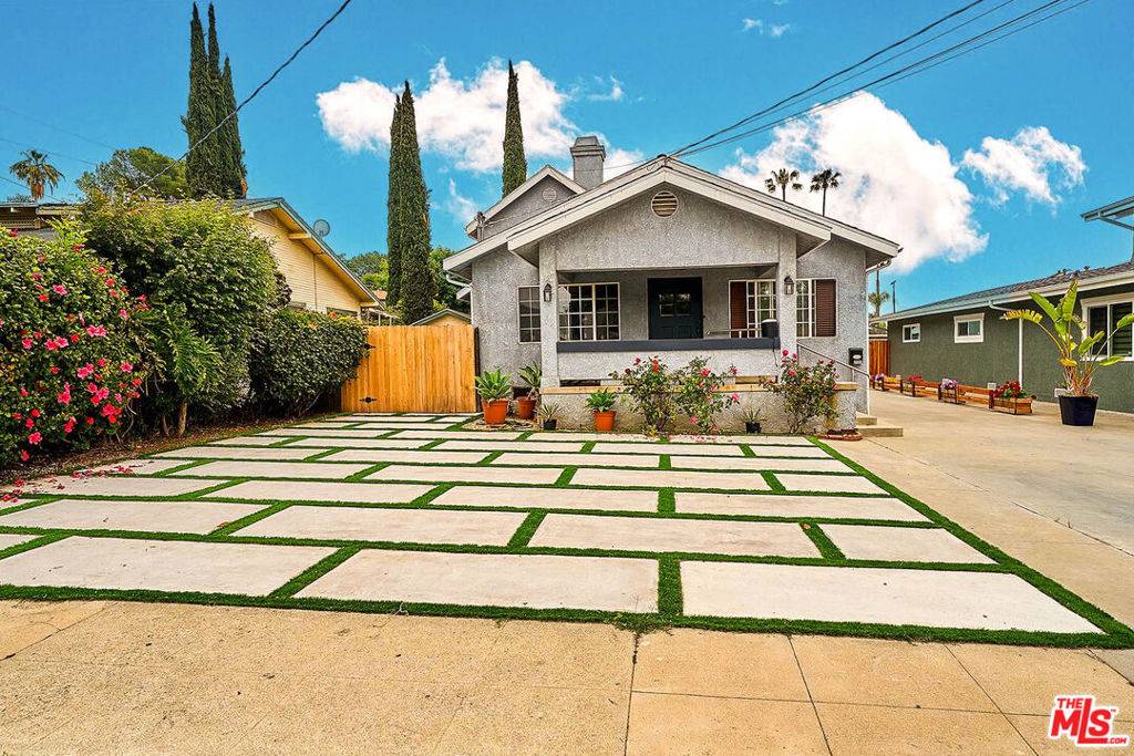 Los Angeles, CA 90041,2064 Norwalk AVE