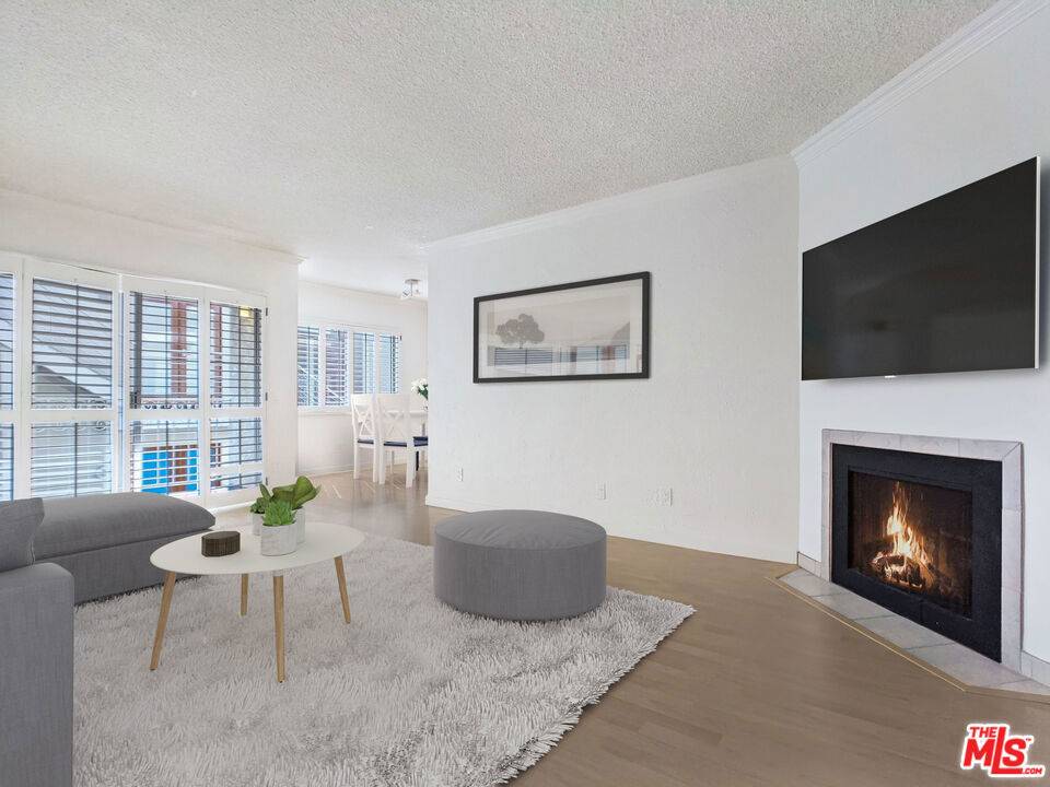 Santa Monica, CA 90401,1538 11th ST #9