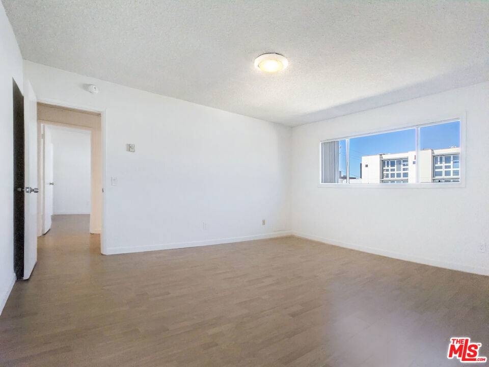 Santa Monica, CA 90401,1538 11th ST #9