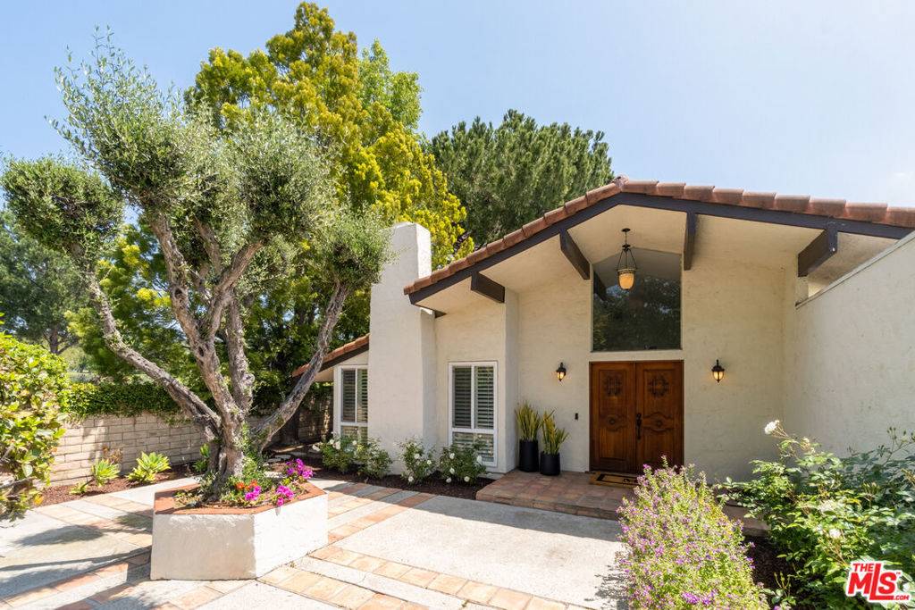 Westlake Village, CA 91361,4530 Greengate CT