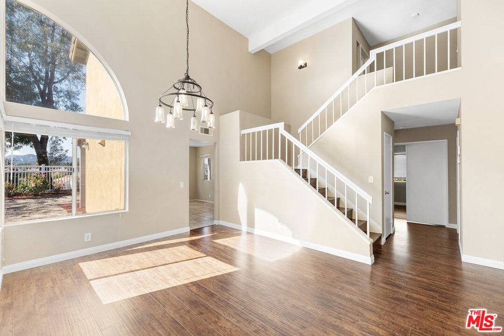 Murrieta, CA 92563,39851 Ranchwood DR