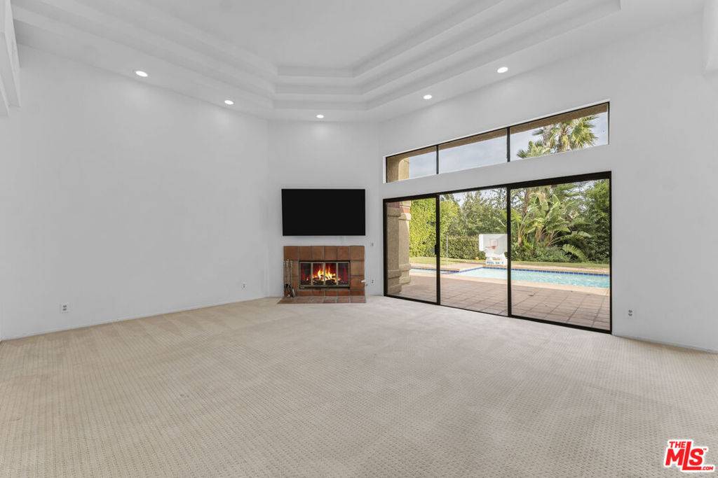 Malibu, CA 90265,3516 Malibu Country DR