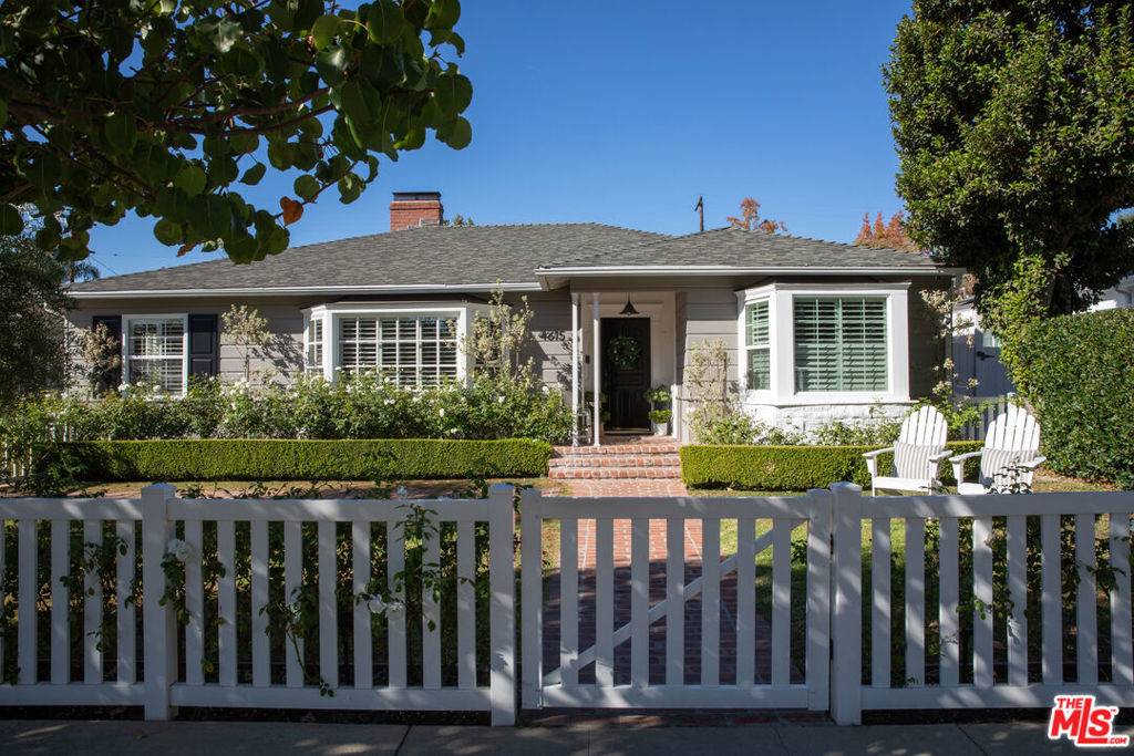 Sherman Oaks, CA 91423,4615 Allott AVE