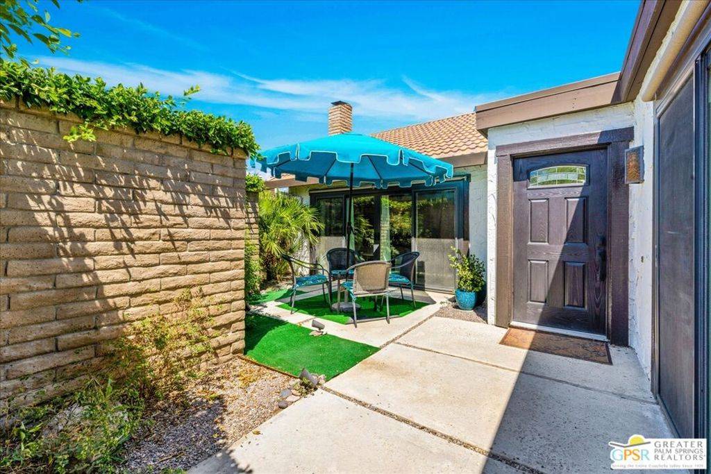 Palm Springs, CA 92264,2530 Miramonte CIR #C