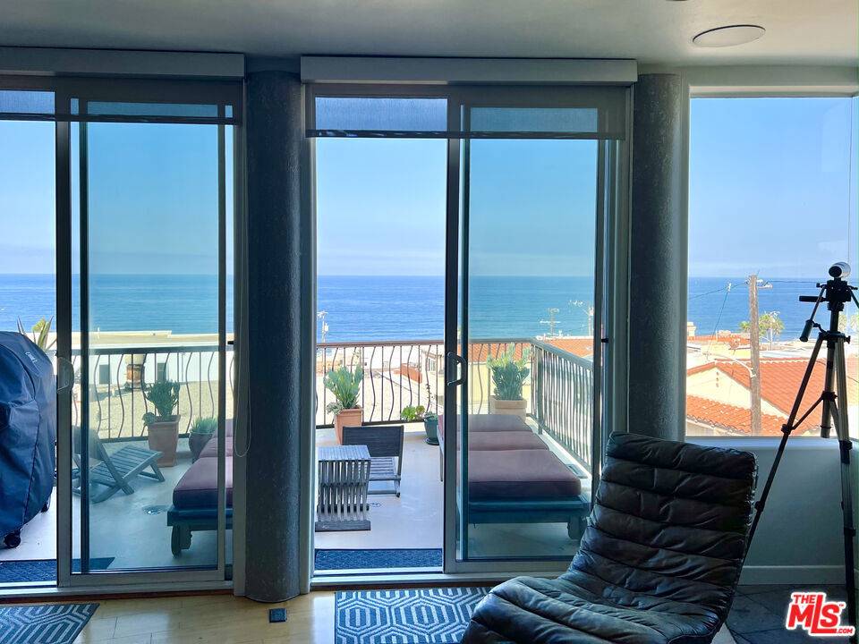 Manhattan Beach, CA 90266,216 38th ST