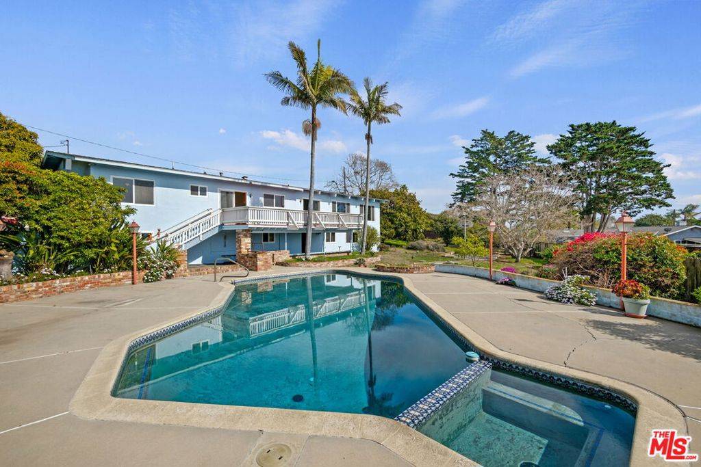 Carpinteria, CA 93013,5533 Calle Jon ST