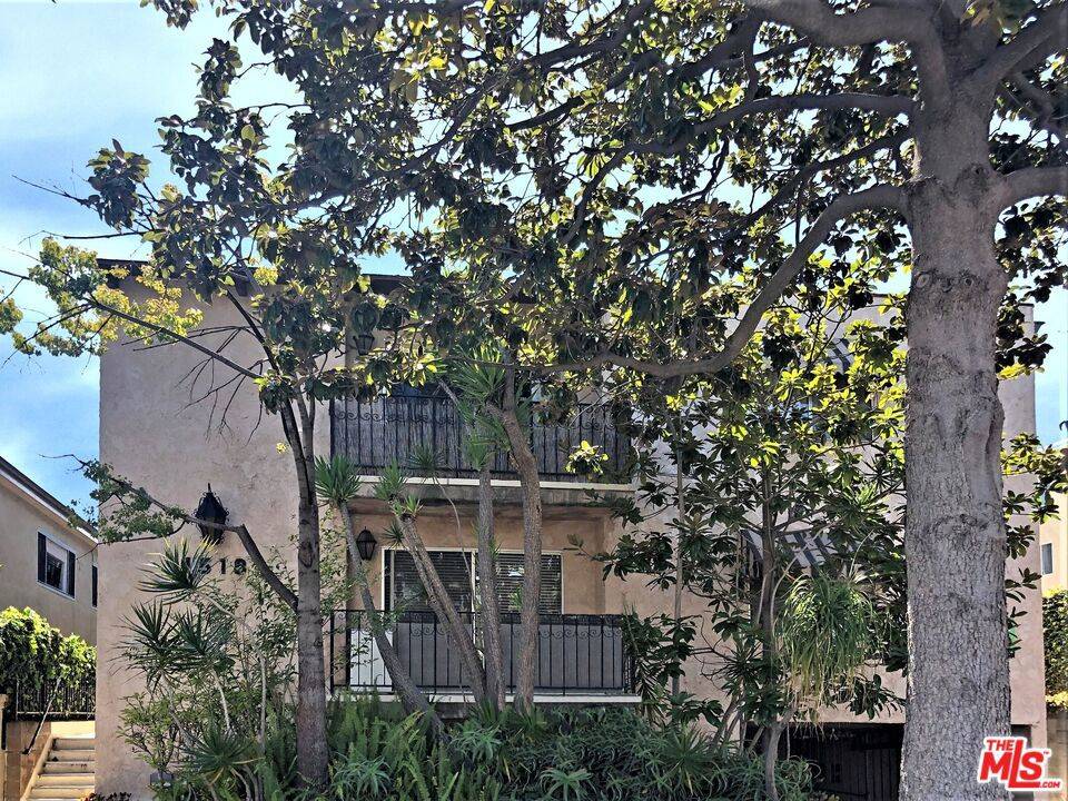 Santa Monica, CA 90401,1518 10th ST