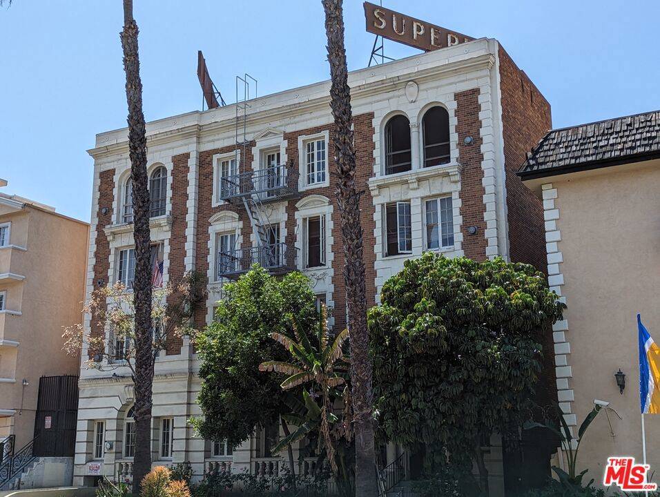 Los Angeles, CA 90020,335 S Berendo ST #300A