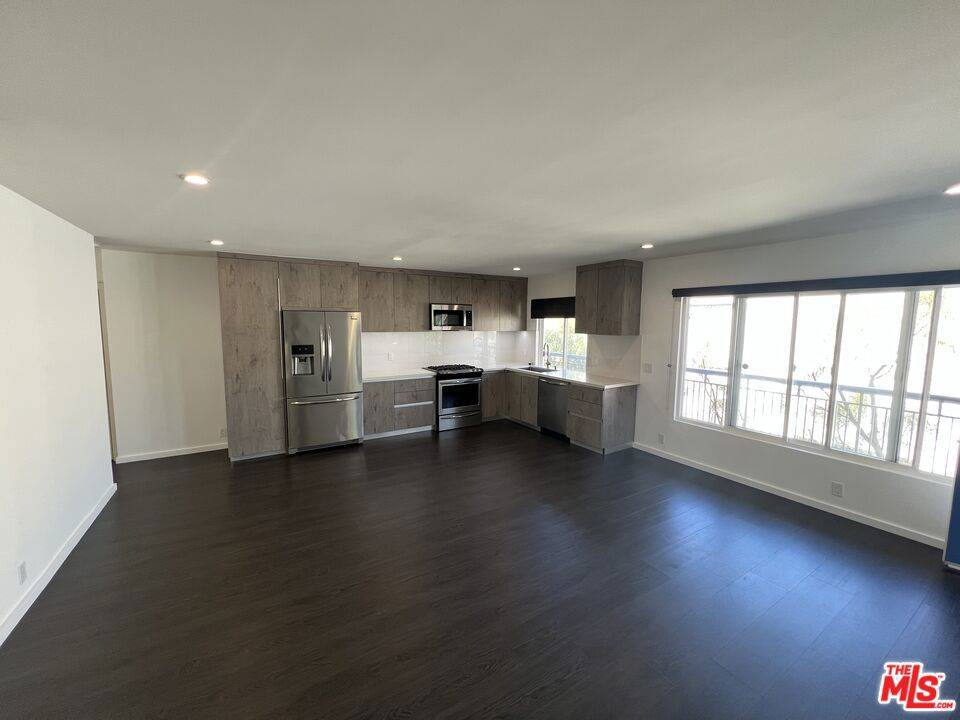 Santa Monica, CA 90401,1434 10th ST #7