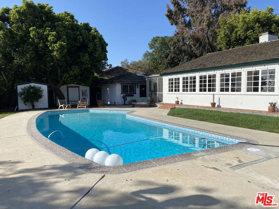 Malibu, CA 90265,6970 Fernhill DR