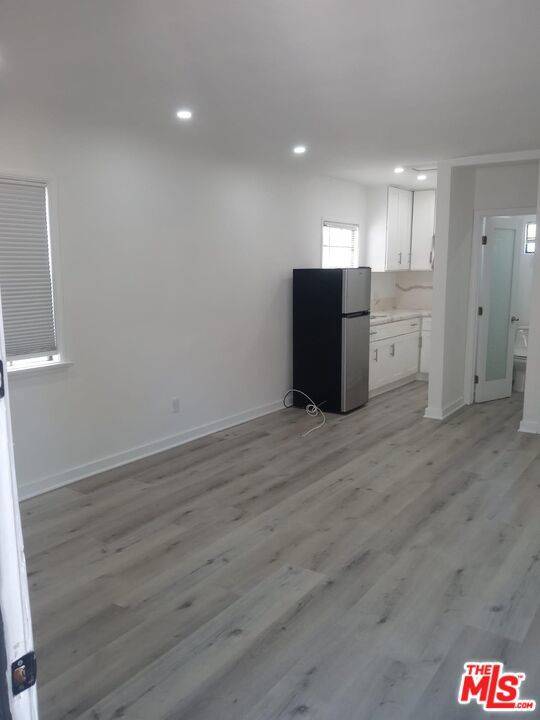 Los Angeles, CA 90038,1233 Gordon ST #6