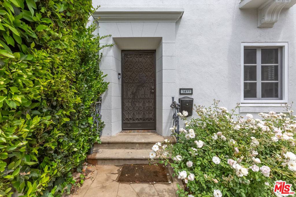 West Hollywood, CA 90069,8499 FOUNTAIN AVE #A