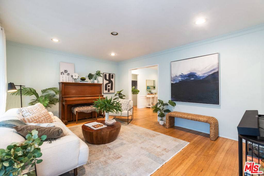 Venice, CA 90291,3000 Beach AVE