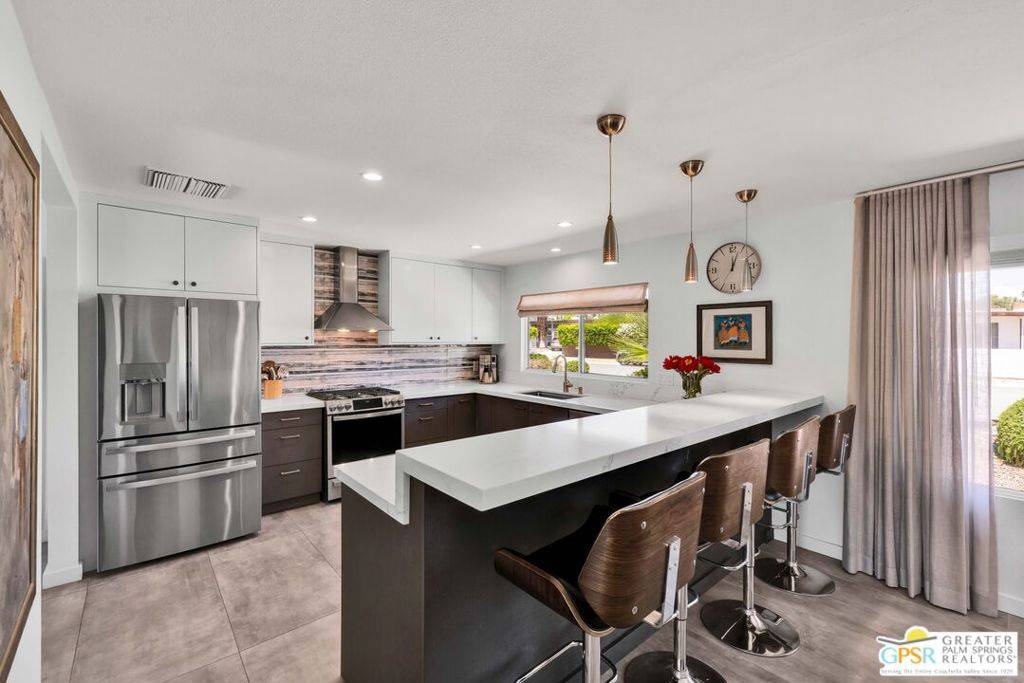 1163 Pasatiempo RD Palm Springs, CA 92262