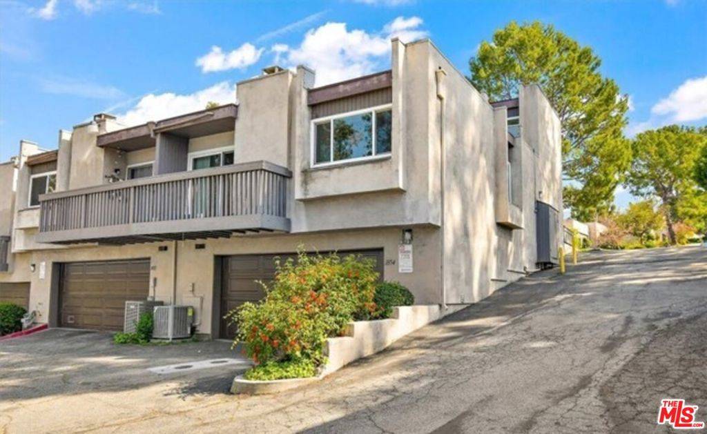 Montebello, CA 90640,1728 Mountain Terrace LN