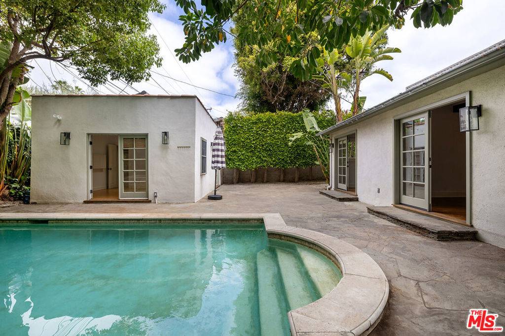 West Hollywood, CA 90048,521 Westbourne DR