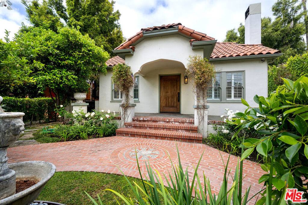 West Hollywood, CA 90048,521 Westbourne DR
