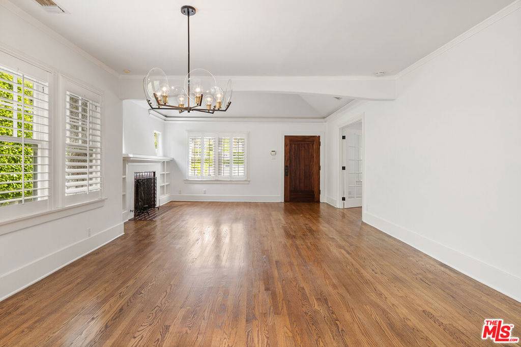West Hollywood, CA 90048,521 Westbourne DR