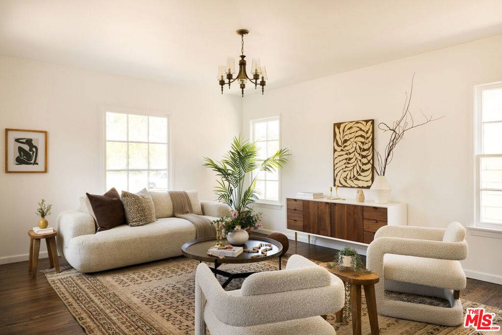 Los Angeles, CA 90065,2426 W Avenue 30