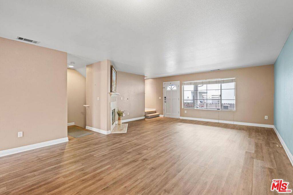 Lomita, CA 90717,25834 Pennsylvania Ave ##8