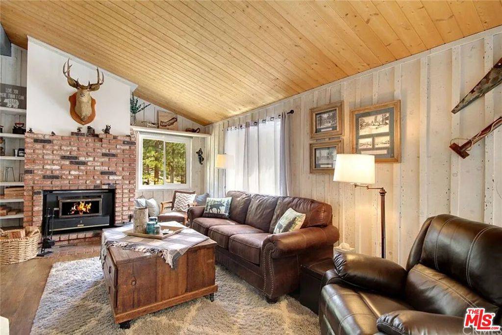 Big Bear City, CA 92314,236 Greenspot RD