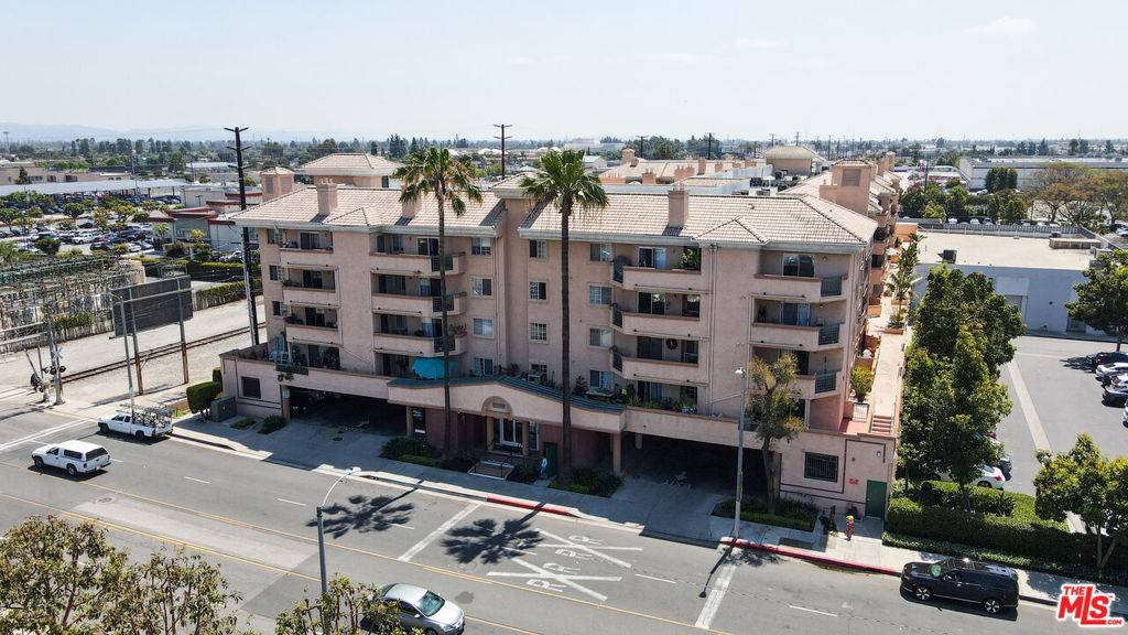Downey, CA 90241,11410 Brookshire AVE #424