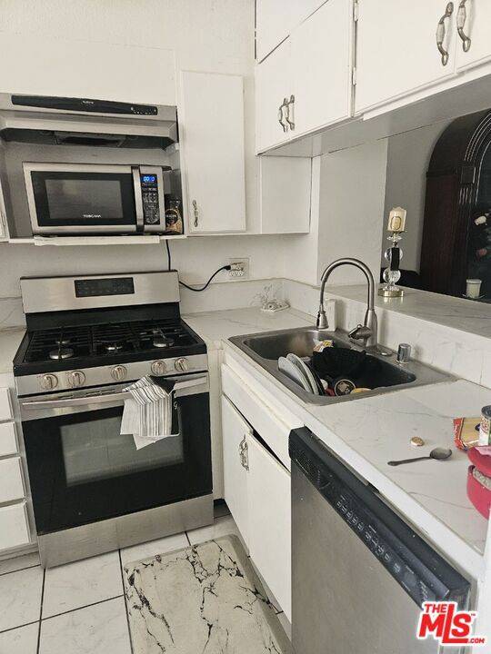 Cypress, CA 90630,5485 Twin Lakes DR