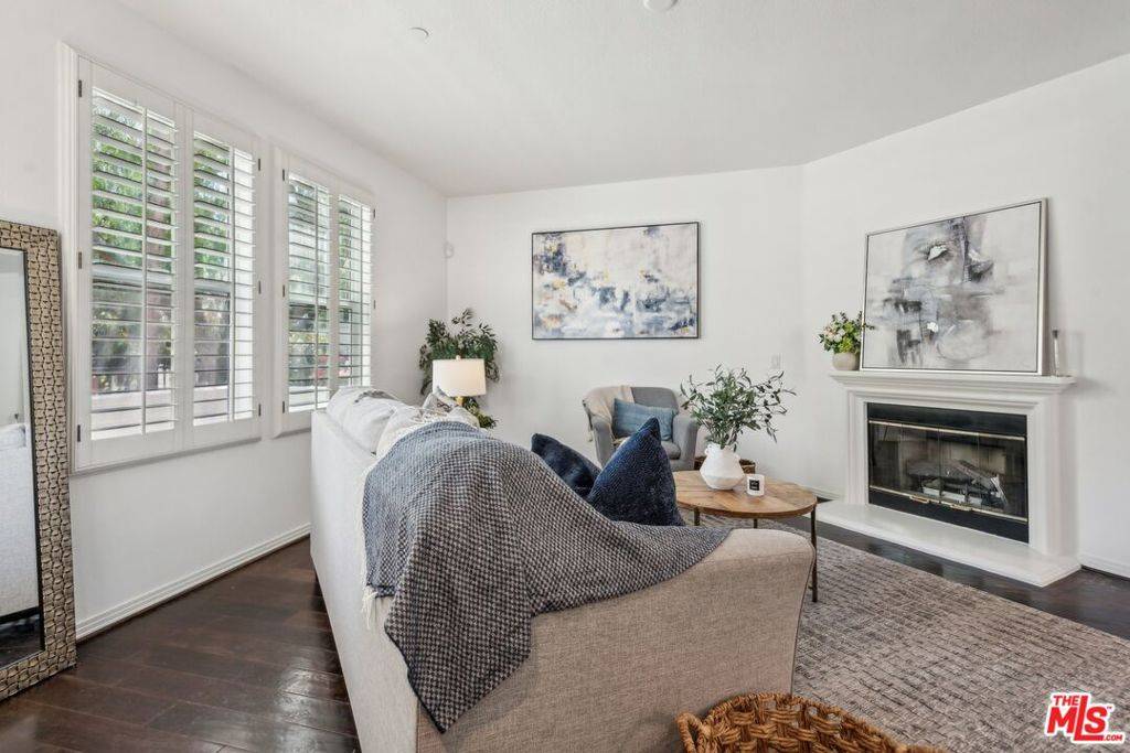 Pasadena, CA 91107,2460 E Villa ST #2