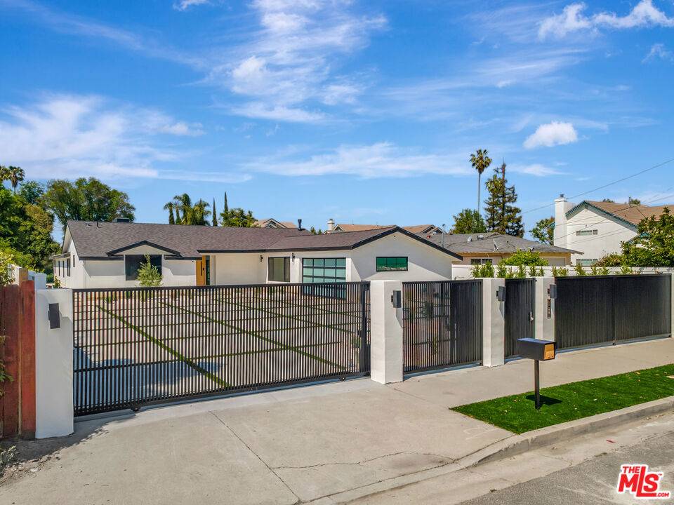 Encino, CA 91316,18053 Erwin ST