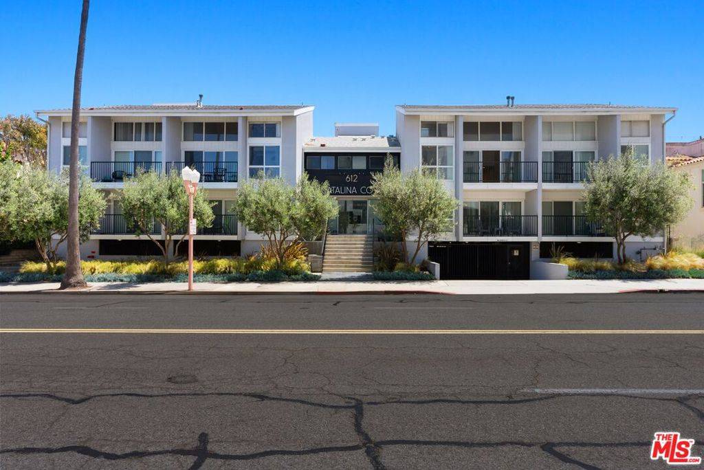 Redondo Beach, CA 90277,612 S Catalina AVE