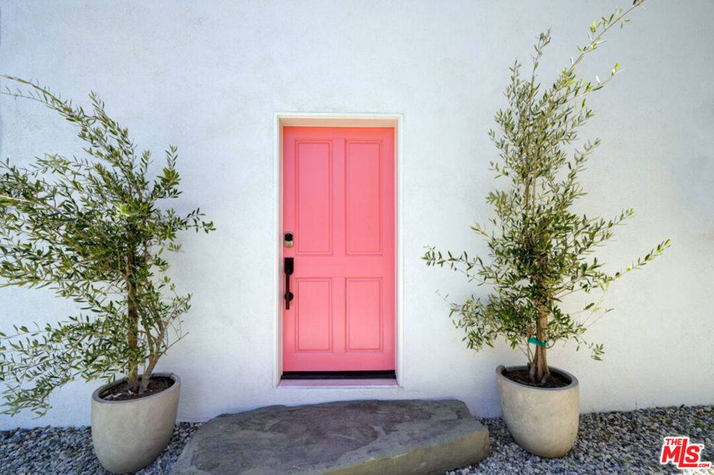 Malibu, CA 90265,24641 Piuma RD