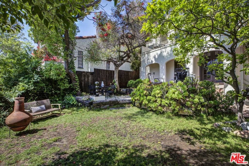 Los Angeles, CA 90026,1851 Westerly TER