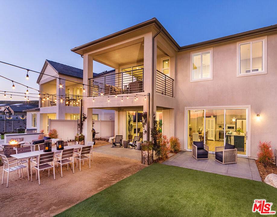Santa Clarita, CA 91350,28727 Plume WAY