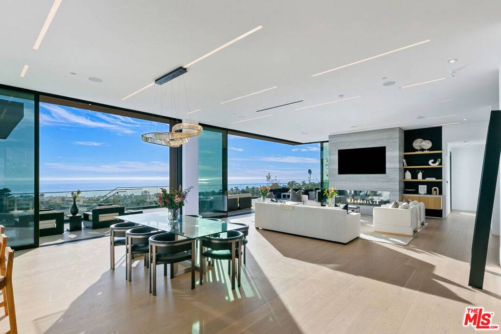 Malibu, CA 90265,29623 Cuthbert RD